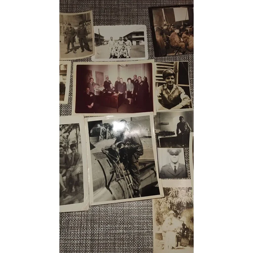 Misc lot of military snapshots (28) 1945-1950's Black and white Ft Bragg Africa - Picture 6 of 14